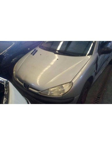 peugeot 206 4-trg. del año 2001