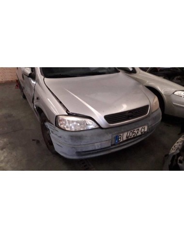 opel astra g berlina del año 1998