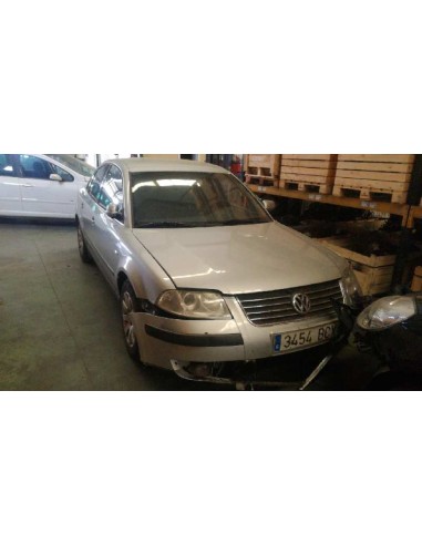 volkswagen passat variant (3b6) del año 2000