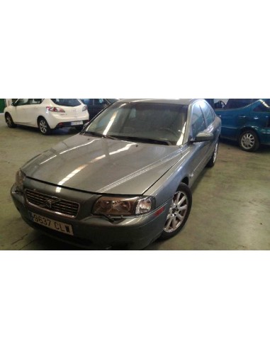 volvo s80 berlina del año 2003