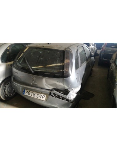 opel corsa c del año 2004