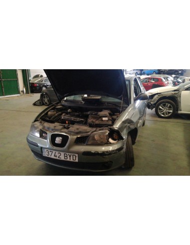 seat ibiza (6l1) del año 2002