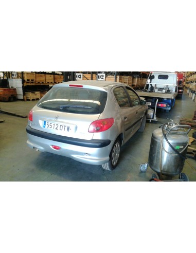 peugeot 206 berlina del año 2005