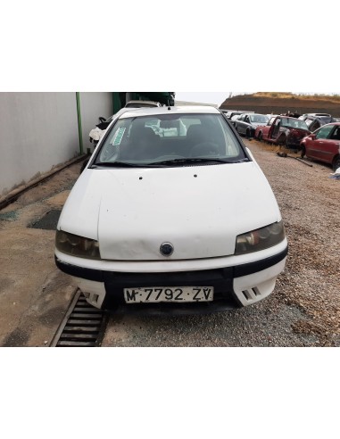 fiat punto berlina (188) del año 2000