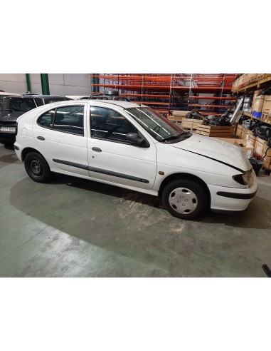 renault megane i berlina hatchback (ba0) del año 1997