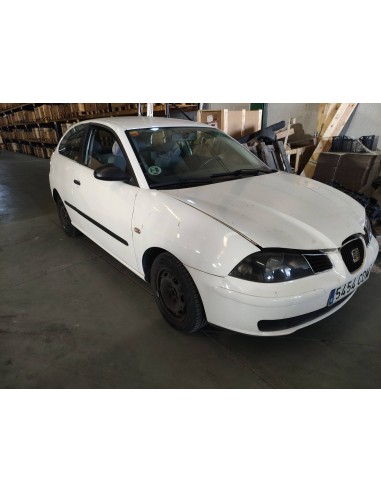 seat ibiza (6l1) del año 2003