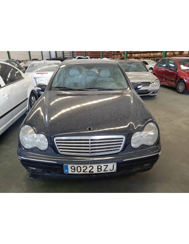 mercedes clase c (w203) berlina del año 2002