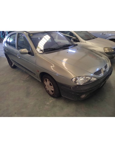 renault megane i fase 2 berlina (ba0) del año 2001