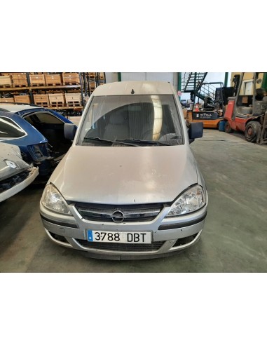 opel combo (corsa c) del año 2004