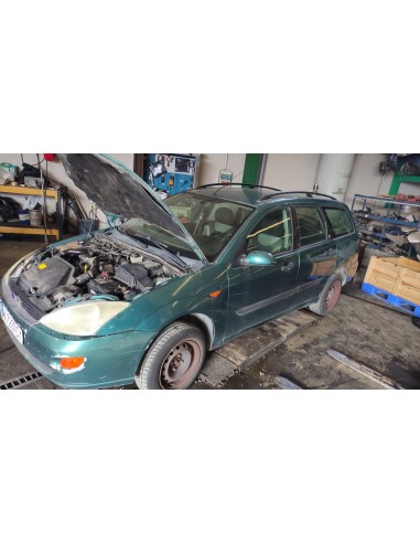 ford focus berlina (cak) del año 2000