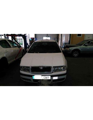 skoda octavia berlina (1u2) del año 2009