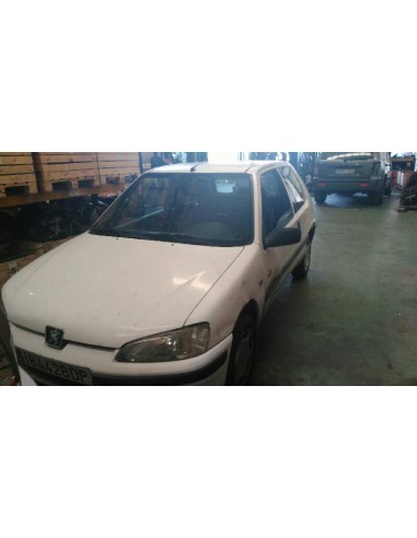 peugeot 106 (s2) del año 2000