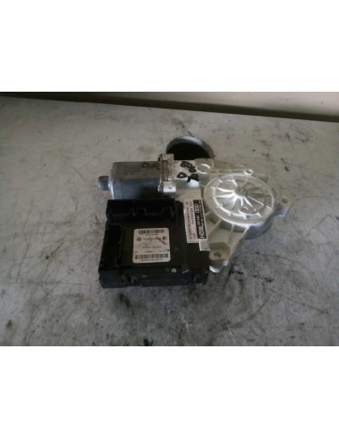 Recambio de motor elevalunas delantero derecho para audi a3 (8p) bkd referencia OEM IAM 05074636  