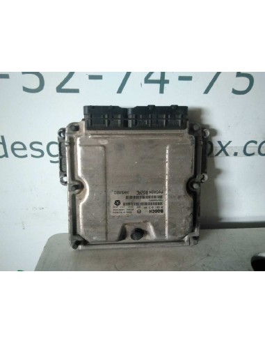 Recambio de centralita motor uce para chrysler voyager (rg) vm48c????? referencia OEM IAM 0281013001  