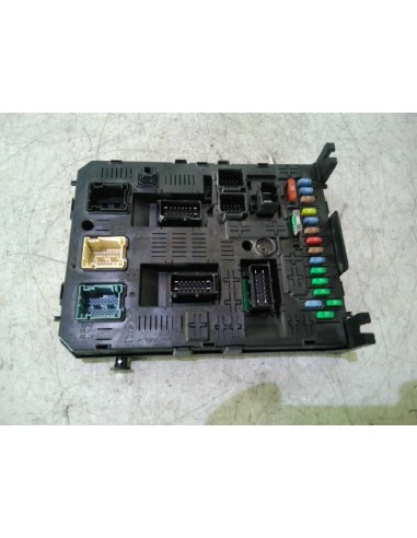 Recambio de caja reles / fusibles para citroen c5 station wagon rhh referencia OEM IAM 9664058880  