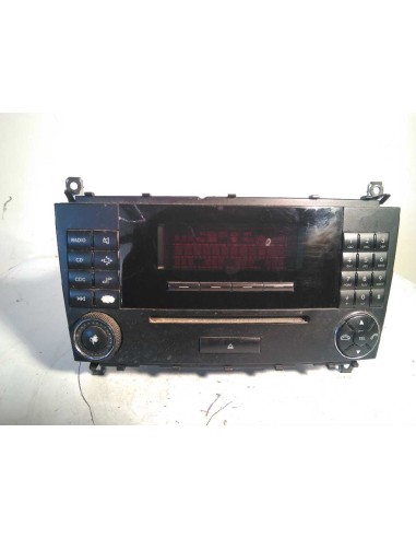 Recambio de sistema audio / radio cd para mercedes clase c (w203) berlina d646963 referencia OEM IAM A2038273842  