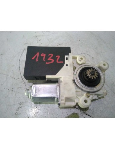 Recambio de motor elevalunas delantero izquierdo para volvo v50 familiar d4204t referencia OEM IAM 30737675  