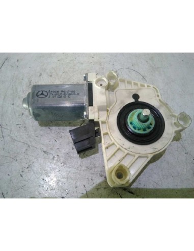 Recambio de motor elevalunas trasero derecho para mercedes clase b (w245) om640941 referencia OEM IAM A1698204642  