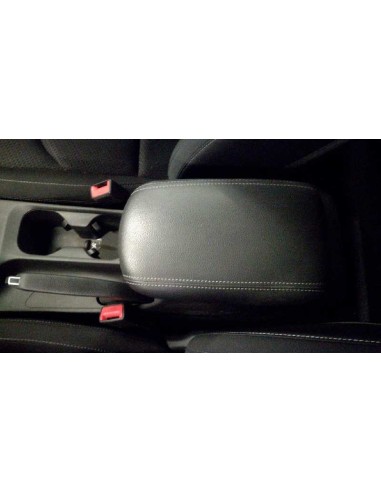 Recambio de consola central para hyundai i30 cw (pd) d4fb referencia OEM IAM   