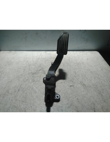 Recambio de pedal acelerador para toyota yaris 1nz referencia OEM IAM 781100D110  