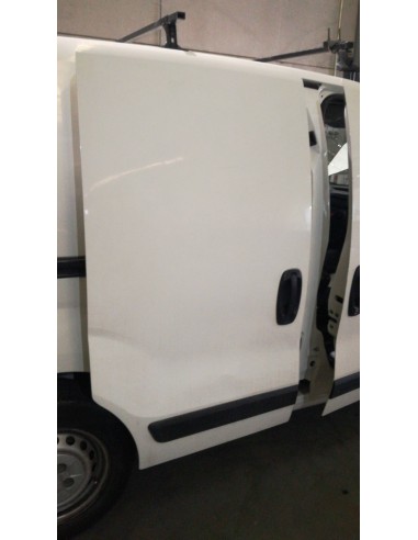 Recambio de puerta lateral corredera derecha para fiat fiorino 199a9000 referencia OEM IAM   