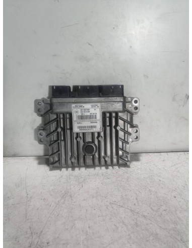 Recambio de centralita motor uce para dacia sandero k9ke8 referencia OEM IAM 237100703R  