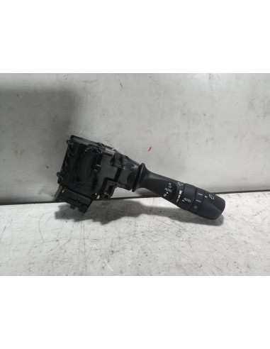 Recambio de mando limpia para toyota auris 2zr referencia OEM IAM 17F858  