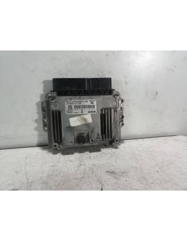 Recambio de centralita motor uce para hyundai i30 d4fb referencia OEM IAM 0281017213  