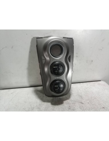 Recambio de mando climatizador para toyota yaris 1nd referencia OEM IAM 758909  