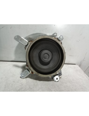 Recambio de subwoofer para lexus is200 (ds2/is2) 2adftv referencia OEM IAM 8616053300  