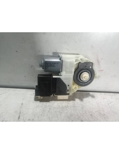 Recambio de motor elevalunas delantero derecho para citroen c4 berlina kfu referencia OEM IAM 9681574880  