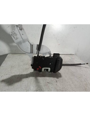 Recambio de cerradura puerta trasera derecha para kia sportage d4fd referencia OEM IAM 814203U000  