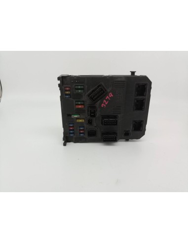 Recambio de caja reles / fusibles para citroen c3 kfv referencia OEM IAM 9648715380  