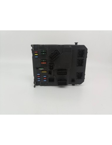 Recambio de caja reles / fusibles para peugeot 206+ kfw referencia OEM IAM 9657999780  