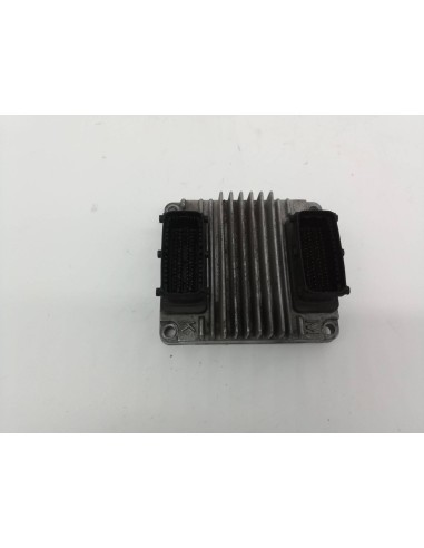 Recambio de centralita motor uce para opel corsa c y17dtl referencia OEM IAM 8972406221  