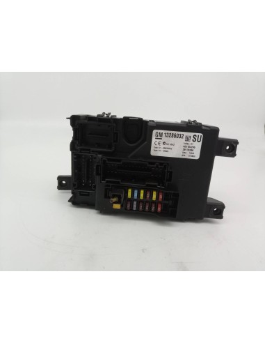 Recambio de caja reles / fusibles para opel corsa d z14xep referencia OEM IAM 13286032  