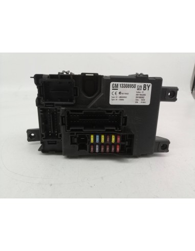 Recambio de caja reles / fusibles para opel corsa d referencia OEM IAM 13308950  