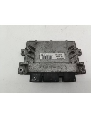 Recambio de centralita motor uce para renault twingo d4f772 referencia OEM IAM 8201076690  