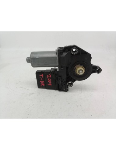 Recambio de motor elevalunas trasero derecho para volkswagen golf plus (5m1) bxe referencia OEM IAM 0130821430  