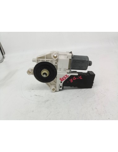 Recambio de motor elevalunas delantero derecho para peugeot 407 coupe x8z o x801 referencia OEM IAM 9663035580  