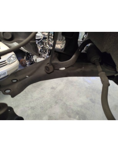 Recambio de brazo suspension inferior delantero izquierdo para hyundai i30 cw d4fb referencia OEM IAM   