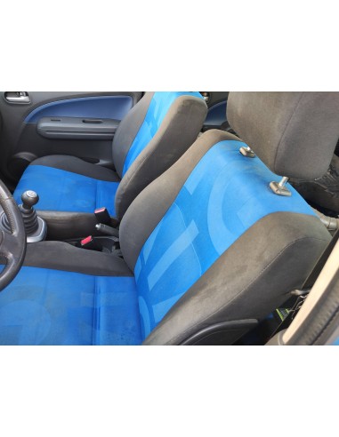 Recambio de asiento delantero izquierdo para opel agila b d13a referencia OEM IAM   