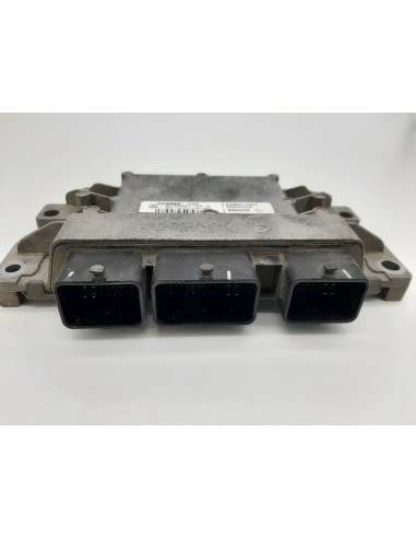 Recambio de centralita motor uce para renault clio ii fase ii (b/cb0) d4fg7 referencia OEM IAM 8200417597  