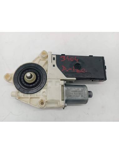 Recambio de motor elevalunas delantero izquierdo para renault laguna iii m9rp8 referencia OEM IAM 0130822330  