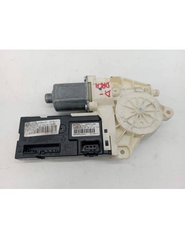 Recambio de motor elevalunas delantero derecho para renault laguna iii m9rp8 referencia OEM IAM 0130822331  