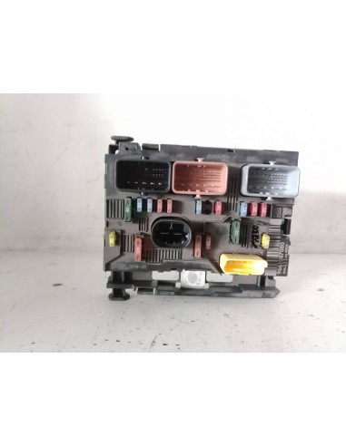 Recambio de caja reles / fusibles para peugeot 307 break/ sw (s2) referencia OEM IAM 9661087080  