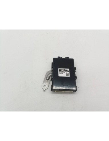 Recambio de modulo electronico para toyota yaris 1nd referencia OEM IAM 896900D050  