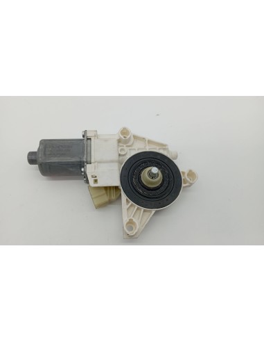 Recambio de motor elevalunas delantero derecho para mercedes-benz clase ml (bm 164) 642940 referencia OEM IAM A2518200842  