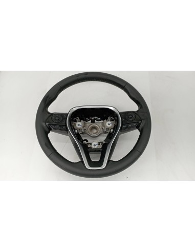 Recambio de volante para toyota corolla (e21) 2zr referencia OEM IAM 6411018  