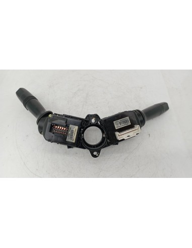 Recambio de mando multifuncion para hyundai i40 d4fd referencia OEM IAM 1608100028  